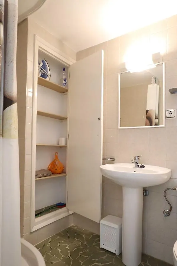 Risvall, Apartamento 4 Platja d'Aro 0*,  Spain
